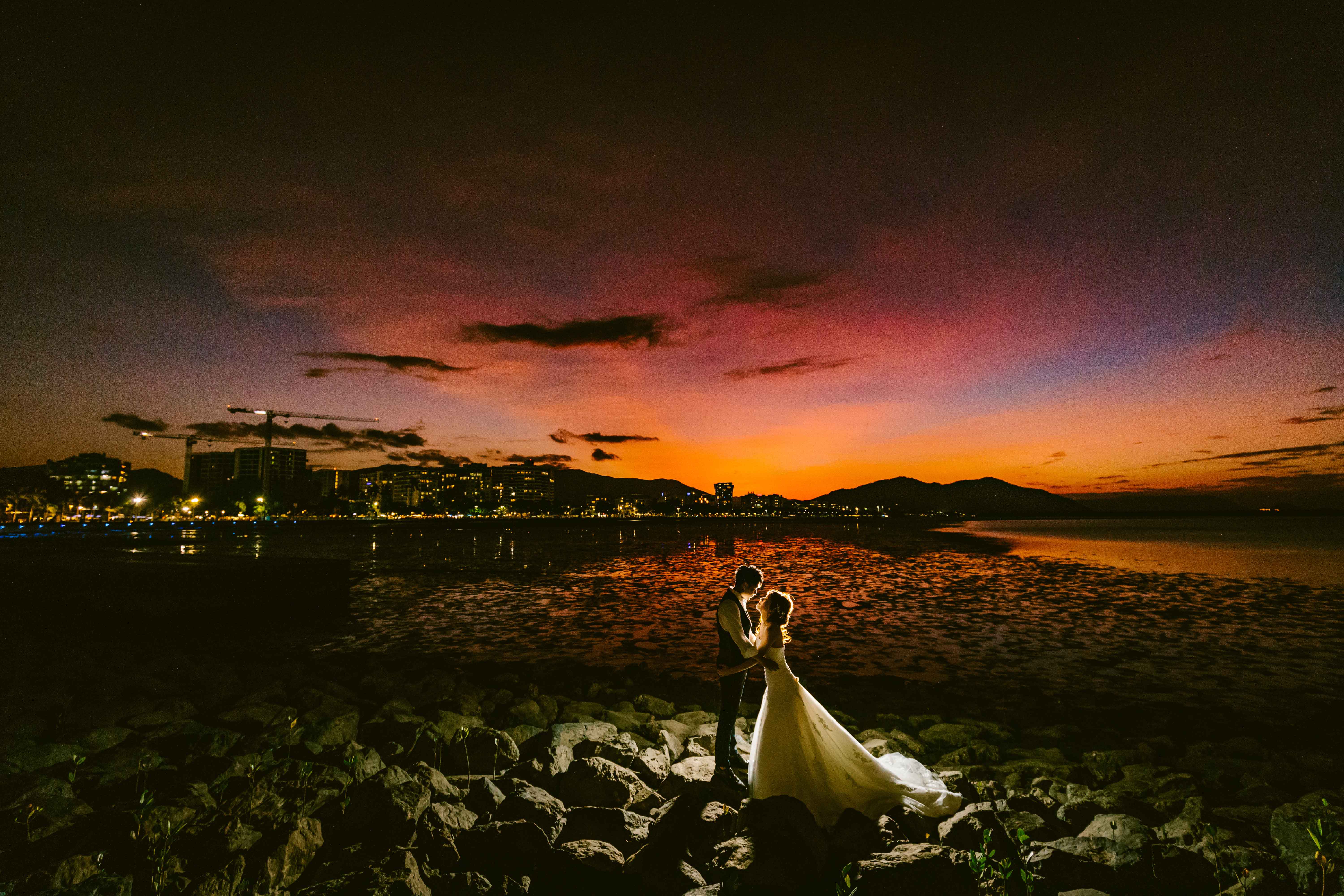 専用車にてビーチへ移動・撮影